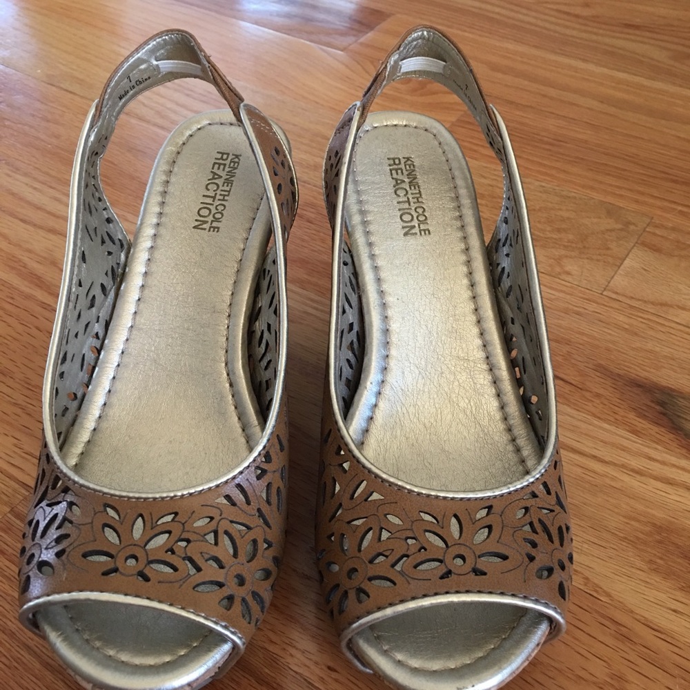 Kenneth Cole Reaction Wedge Sandals